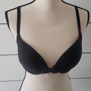 Dream Angel's black push up
